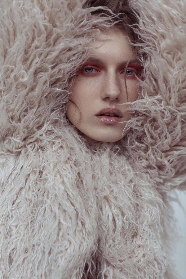 Noel Sombre 5 Editorial145